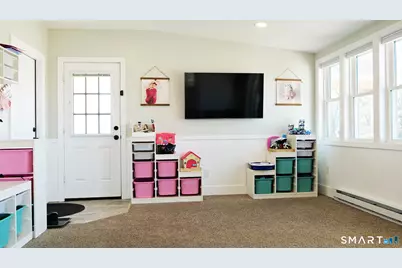 1061 North Street, Suffield, CT 06078 - Photo 10