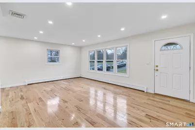 1095 Durham Road, Wallingford, CT 06492 - Photo 4