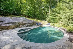 32 Wykeham Rd, Washington, CT 06793 - Photo 2