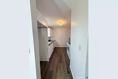 806 Hartford Road #C, Manchester, CT 06040 - Photo 12