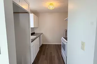 806 Hartford Rd, Manchester, CT 06040 - Photo 12