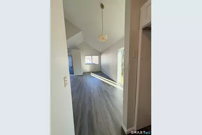 806 Hartford Road #C, Manchester, CT 06040 - Photo 8