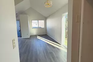 806 Hartford Rd, Manchester, CT 06040 - Photo 8