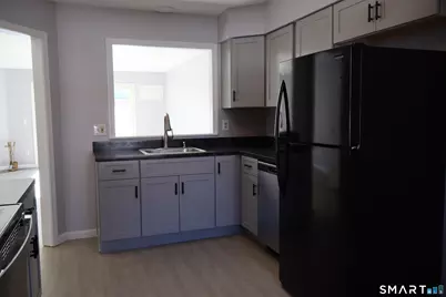 15 Boughton Street Apt #4, Danbury, CT 06810 - Photo 6
