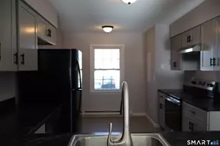 15 Boughton St, Danbury, CT 06810 - Photo 8