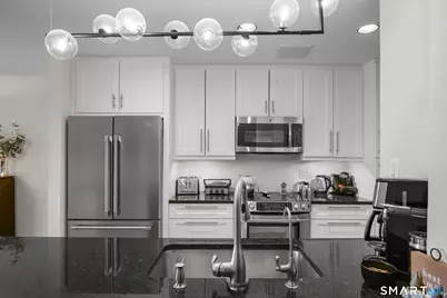 105 Harbor Drive #112, Stamford, CT 06902 - Photo 4