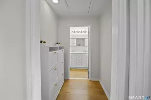 105 Harbor Dr, Stamford, CT 06902 - Photo 16