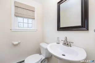 117 Roslyn Dr, New Britain, CT 06052 - Photo 14