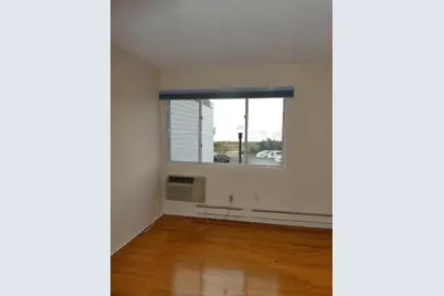 32 West Walk, West Haven, CT 06516 - Photo 8