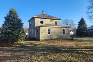 41-43 Milner Ave, Plainfield, CT 06354 - Photo 2