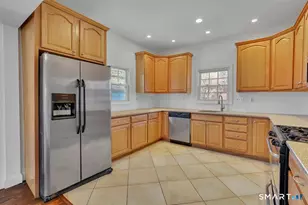 57 Vineyard Rd, North Haven, CT 06473 - Photo 10