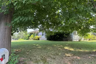 36 Pleasant View Rd, Derby, CT 06418 - Photo 2