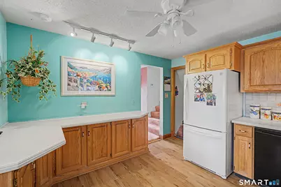 13 Reynolds Drive, Wallingford, CT 06492 - Photo 8