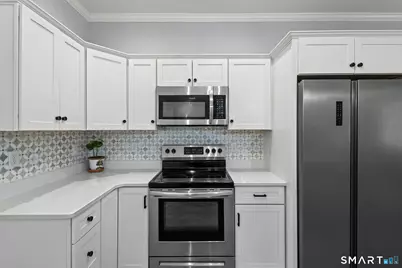 8 Grace Lane #8, Plainfield, CT 06354 - Photo 2