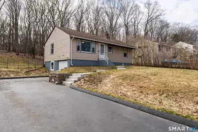 27 Linda Avenue, Montville, CT 06382 - Photo 18