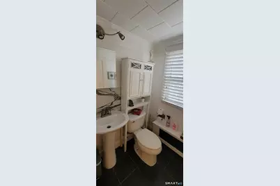 321 Evers Street, Bridgeport, CT 06610 - Photo 10