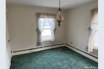 37 Jones Street, West Haven, CT 06516 - Photo 12