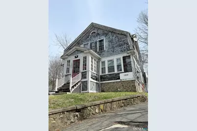 1252 Straits Turnpike, Middlebury, CT 06762 - Photo 1