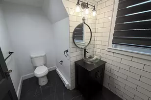 3 Park Ave, Bloomfield, CT 06002 - Photo 4