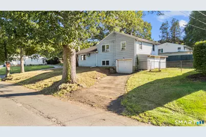 73 Lanouette St Extension, Meriden, CT 06451 - Photo 16