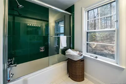 146 Hartford Turnpike, Hamden, CT 06517 - Photo 30