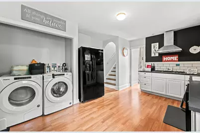 23 Hotchkiss Street, Middletown, CT 06457 - Photo 8