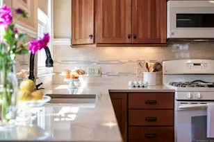 3 Wallace Ave, Norwalk, CT 06855 - Photo 16