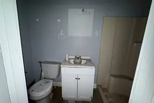 156 West St, New Haven, CT 06519 - Photo 4