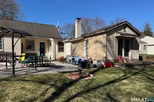 118 Harvester Rd, Fairfield, CT 06825 - Photo 4