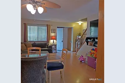 11 Macintosh Lane #11, Ansonia, CT 06401 - Photo 6
