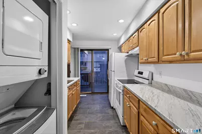 345 Glendale Avenue #A2, Bridgeport, CT 06606 - Photo 18