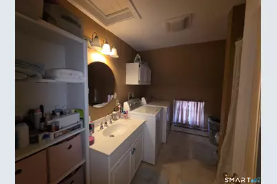 44 Maple Avenue, Windsor, CT 06095 - Photo 10