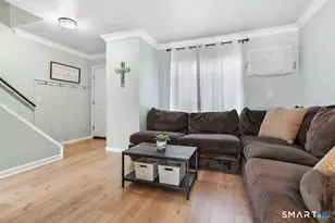 8 Parker St, Danbury, CT 06811 - Photo 4