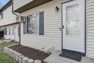 8 Parker St, Danbury, CT 06811 - Photo 1