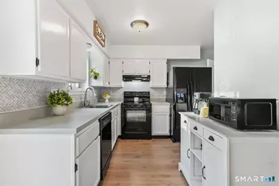 8 Parker Street #G7, Danbury, CT 06811 - Photo 10