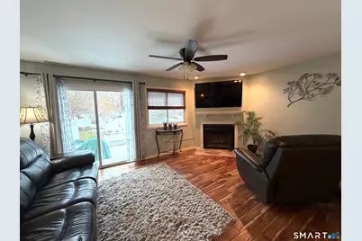 161 Pheasant Lane #161, Branford, CT 06405 - Photo 2