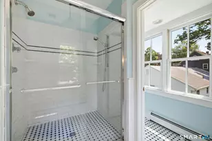 9 Lemay St, West Hartford, CT 06107 - Photo 28