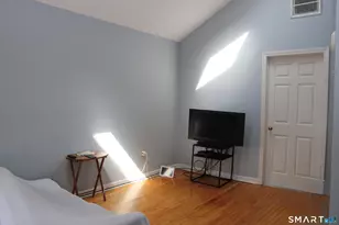 4 Shelton St, Derby, CT 06418 - Photo 18