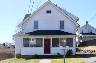 4 Shelton St, Derby, CT 06418 - Photo 2