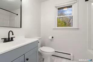69 Patriot Ln, Newington, CT 06111 - Photo 32
