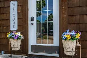 11A Cove St, Old Saybrook, CT 06475 - Photo 2