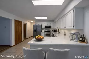 8 Phoebee Ln, Brookfield, CT 06804 - Photo 12