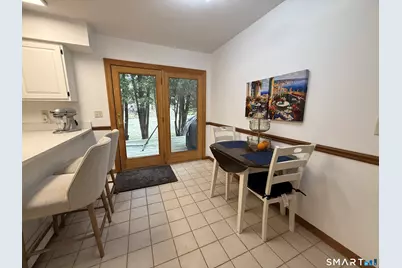 8 Phoebee Lane, Brookfield, CT 06804 - Photo 14