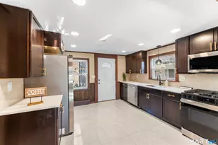 246 Main St, East Hartford, CT 06118 - Photo 6