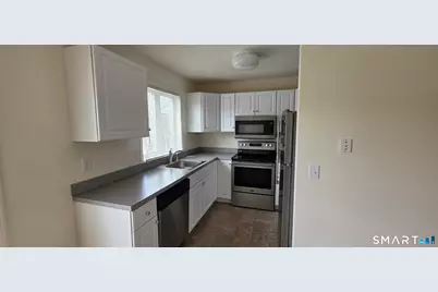 20 Orchard Street #112, Brookfield, CT 06804 - Photo 8