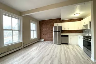 32 Trumbull St, New Haven, CT 06511 - Photo 2