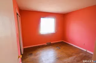 215 Saxonwood Rd, Fairfield, CT 06824 - Photo 8