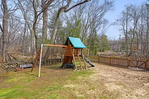 7 Mcguire Rd, Trumbull, CT 06611 - Photo 28