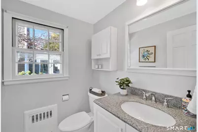 6 Paxton Road, West Hartford, CT 06107 - Photo 14