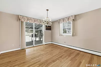 1864 Asylum Avenue, West Hartford, CT 06107 - Photo 18